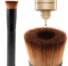 Load image into Gallery viewer, Glamza Liquid Foundation Brush